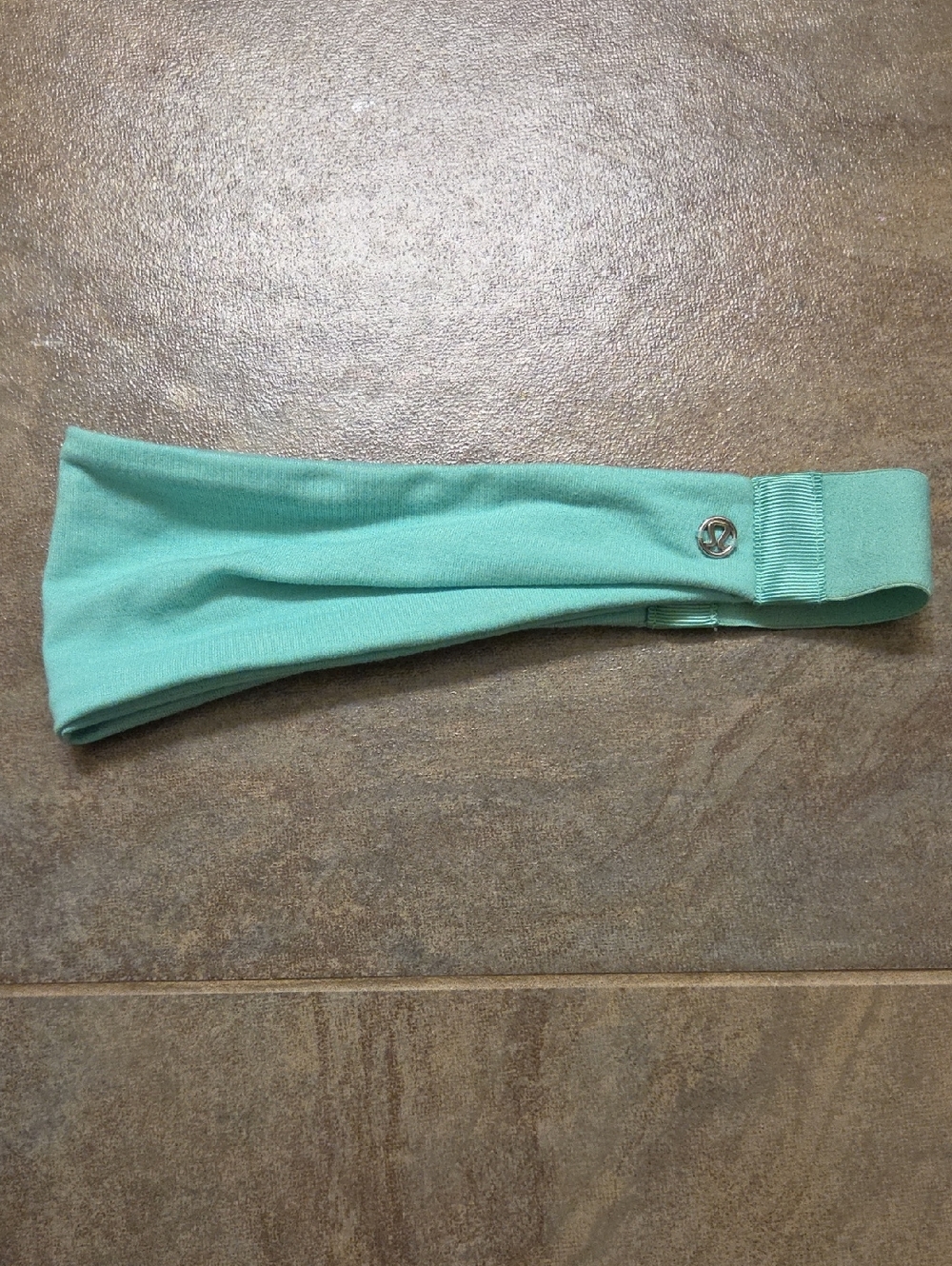 lululemon athletica Fringe Fighter Headband
Heathered Menthol